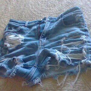 American Eagle Mom Short